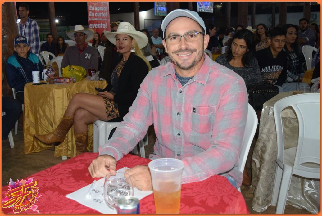 BAILE DA RAINHA DA EXPOVALE 2019